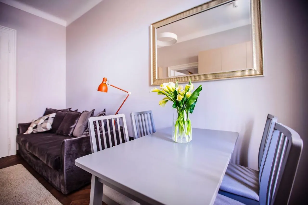 Premium Apartments Villa Herkules オパティヤ クロアチア