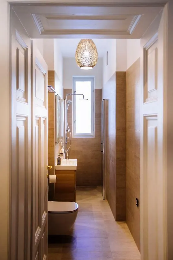Premium Apartments Villa Herkules オパティヤ
